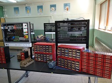 Dotació de material al Departament d’Electrònica