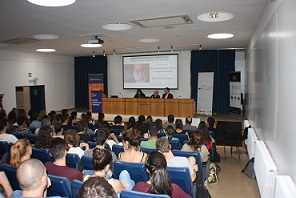 Conferència d'Arcadi Oliveres
